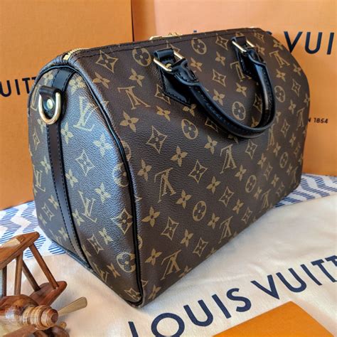 lv speedy 25 world tour|speedy louis vuitton limited edition.